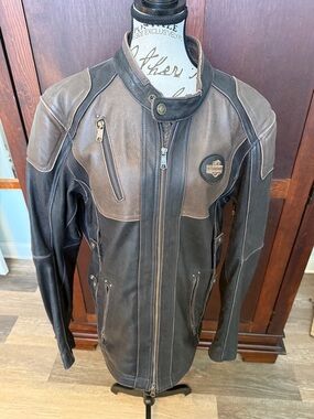 Harley-Davidson Black and Brown Two-Tone Leather Riding Jacket